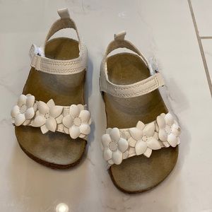 Toddler floral sandals